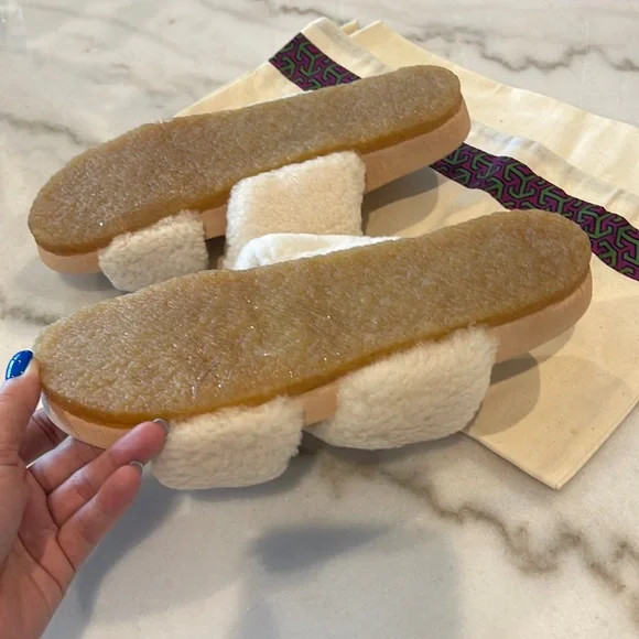 Gently Used Tory Burch Fur slippers Beige sz 9 Sheldon Shearling Two Band Slide - Picture 6 of 14